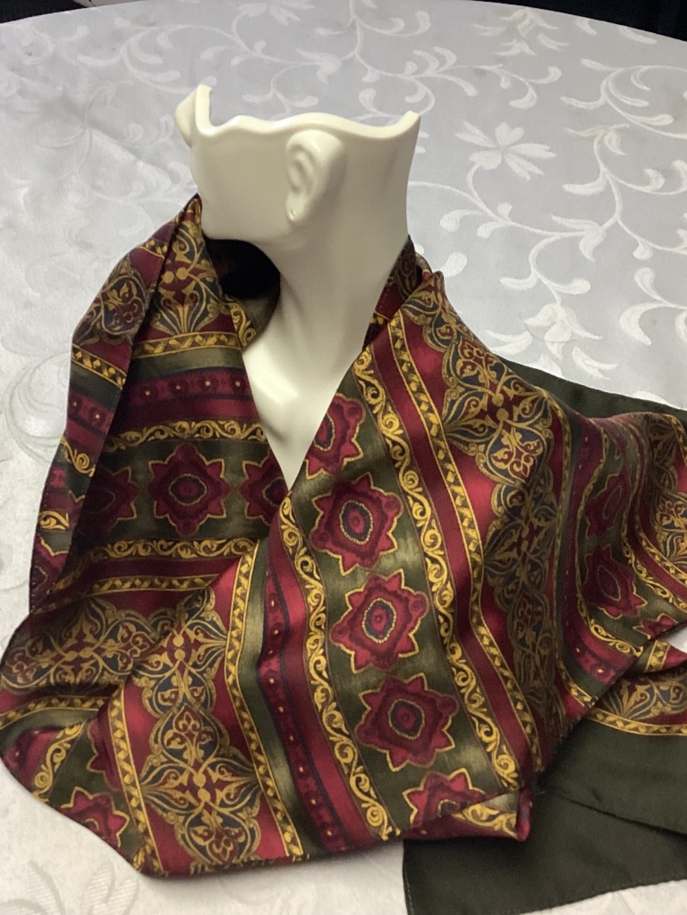 Talbot silk scarf, absolutely gorgeous, beautiful beautiful fall colors